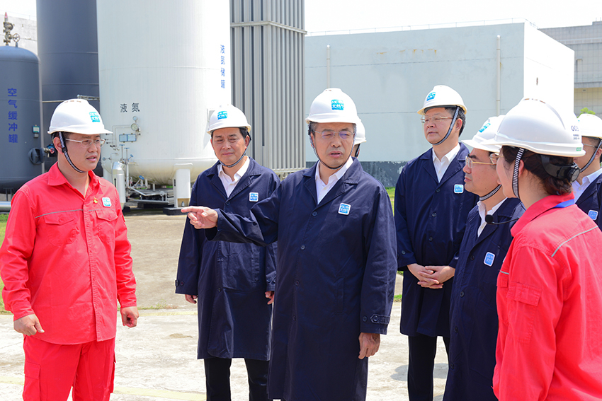 2021761.jpg 2021761.jpg