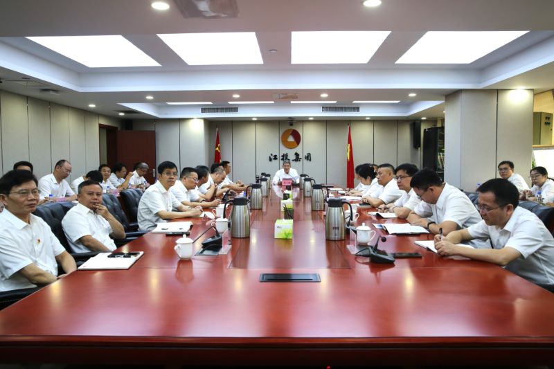 主题教育1.jpg 主题教育1.jpg